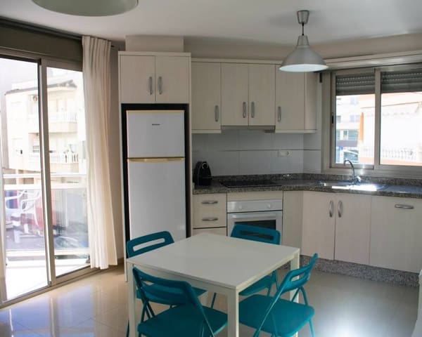 Apartamento Playa de 2 habitaciones en Zona Pueblo, Guardamar del Segura en venta - 185.000 € (Ref: 9400010)