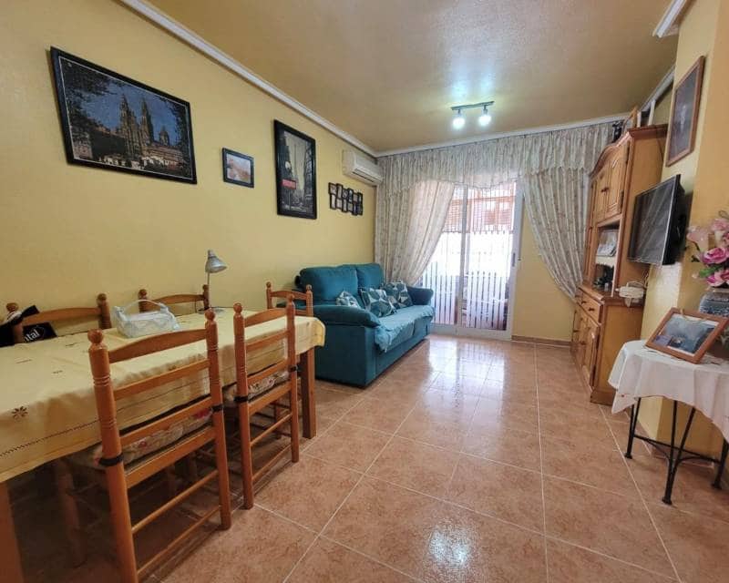 2 chambre Appartement à vendre à Torrevieja avec piscine - 118 900 € (Ref: 9400011)