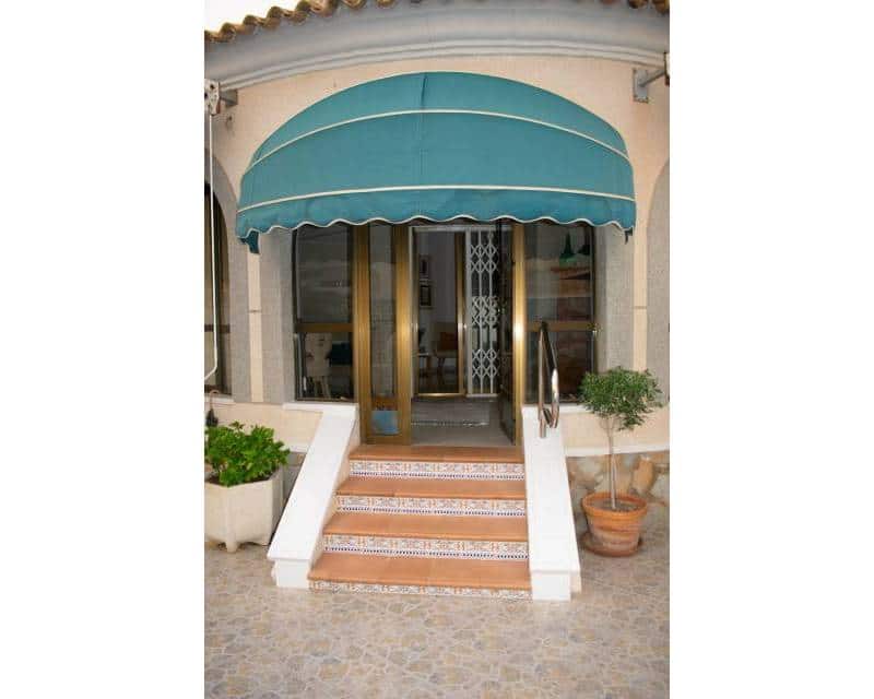 2 chambre Villa/Maison à vendre à El Chaparral avec piscine garage - 337 000 € (Ref: 9400090)