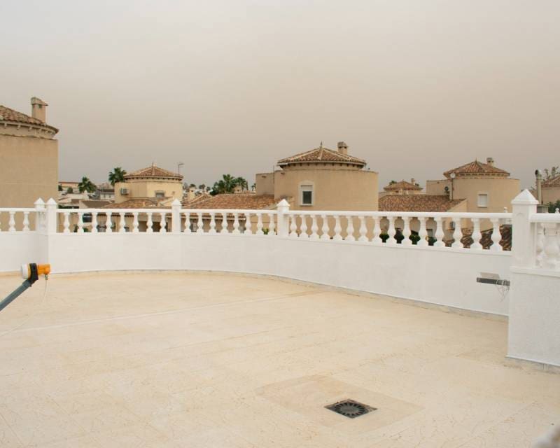 2 chambre Villa/Maison à vendre à El Chaparral avec piscine garage - 337 000 € (Ref: 9400090)