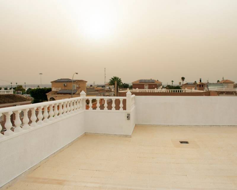 2 chambre Villa/Maison à vendre à El Chaparral avec piscine garage - 337 000 € (Ref: 9400090)