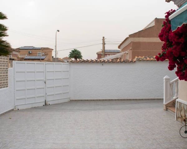 2 bedroom Villa for sale in El Chaparral, Torrevieja with pool garage - € 337,000 (Ref: 9400090)