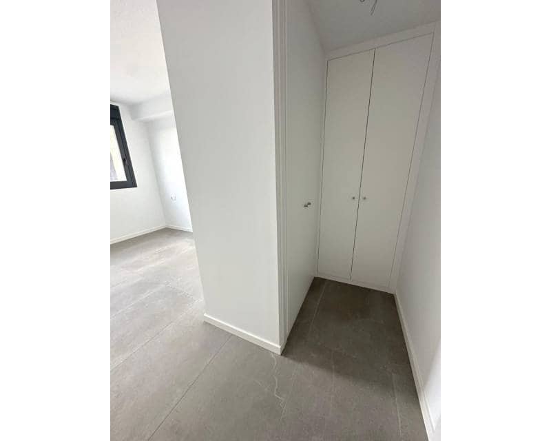 3 quarto Penthouse para venda em Finestrat com piscina garagem - 650 000 € (Ref: 9402685)