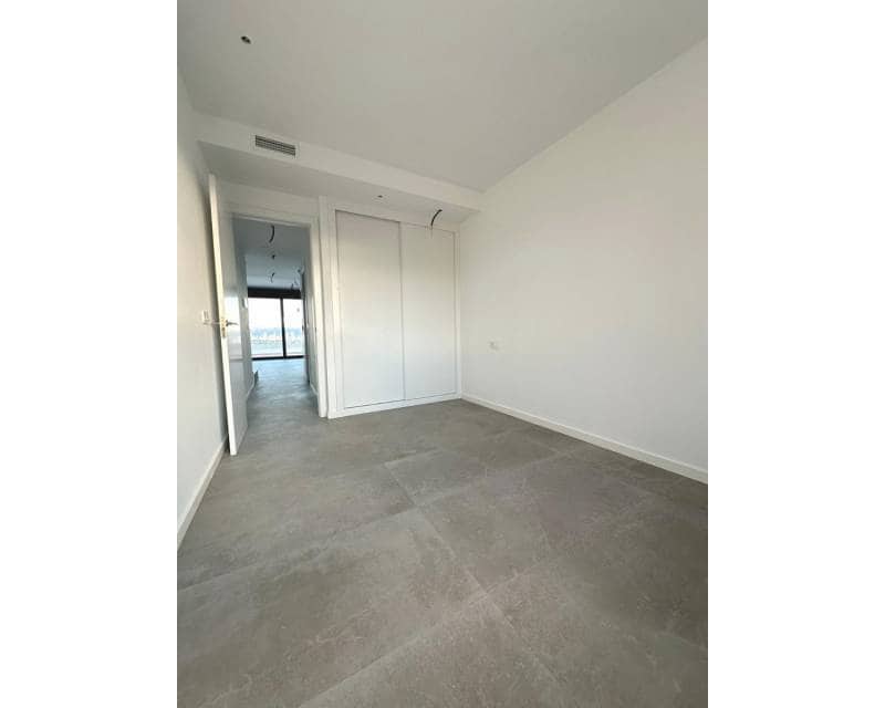 3 quarto Penthouse para venda em Finestrat com piscina garagem - 650 000 € (Ref: 9402685)