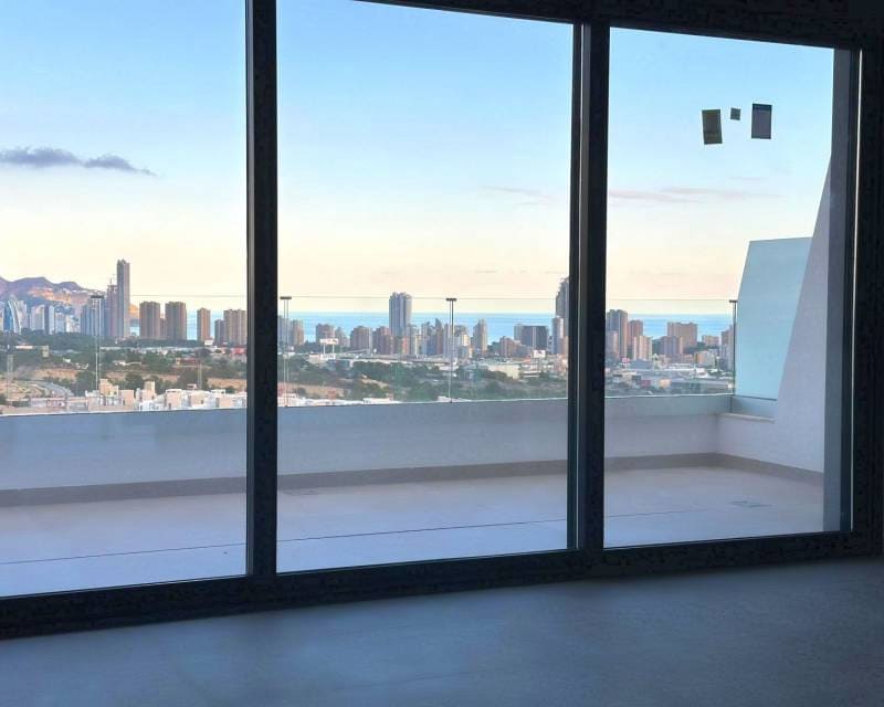 3 quarto Penthouse para venda em Finestrat com piscina garagem - 650 000 € (Ref: 9402685)