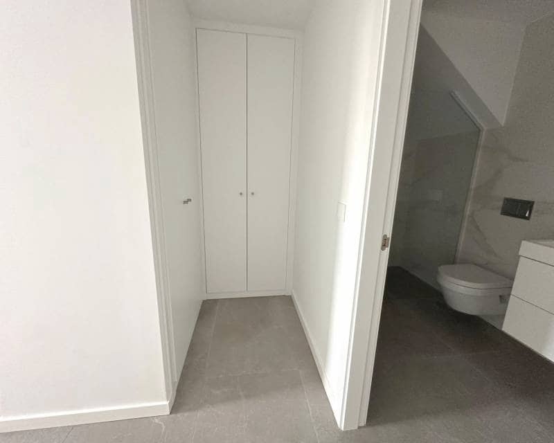 3 quarto Penthouse para venda em Finestrat com piscina garagem - 650 000 € (Ref: 9402685)