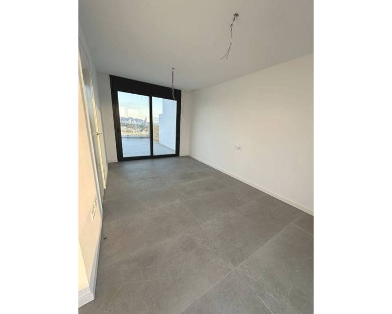 3 quarto Penthouse para venda em Finestrat com piscina garagem - 650 000 € (Ref: 9402685)