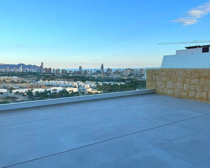 3 quarto Penthouse para venda em Finestrat com piscina garagem - 650 000 € (Ref: 9402685)