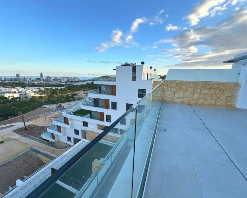3 quarto Penthouse para venda em Finestrat com piscina garagem - 650 000 € (Ref: 9402685)