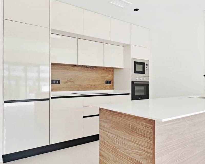 2 soverom Hus til salgs i La Veleta med svømmebasseng garasje - € 379 000 (Ref: 9404472)