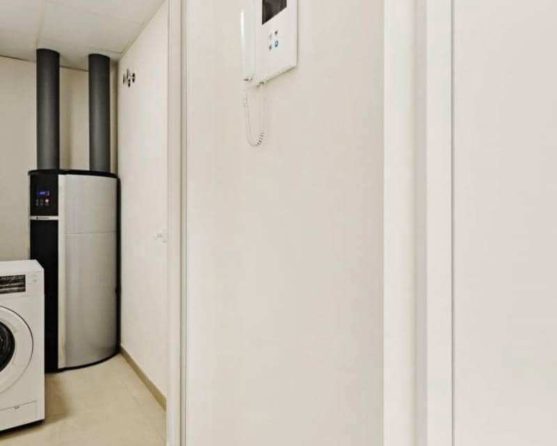 2 soverom Hus til salgs i La Veleta med svømmebasseng garasje - € 379 000 (Ref: 9404472)