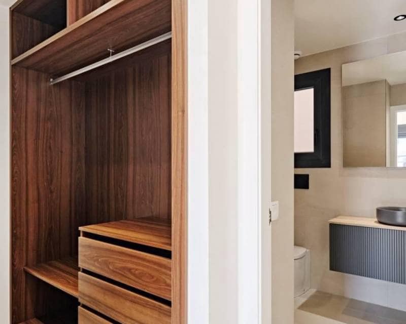 2 soverom Hus til salgs i La Veleta med svømmebasseng garasje - € 379 000 (Ref: 9404472)