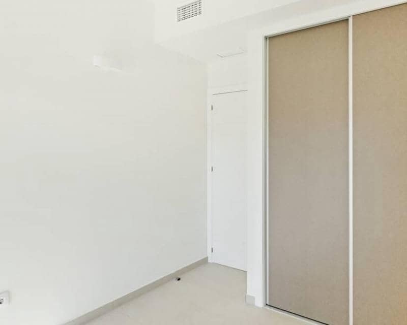 2 soverom Hus til salgs i La Veleta med svømmebasseng garasje - € 379 000 (Ref: 9404472)