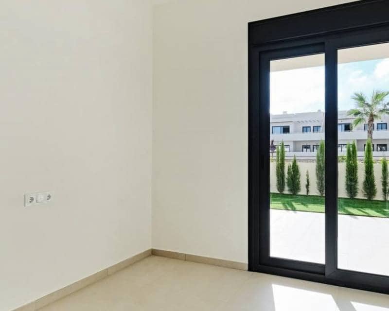 2 soverom Hus til salgs i La Veleta med svømmebasseng garasje - € 379 000 (Ref: 9404472)