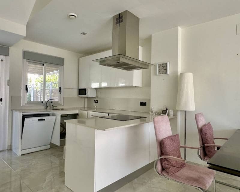 3 soveværelse Semi-Rækkehus til salg i Orihuela Costa med swimmingpool garage - € 389.000 (Ref: 9405794)