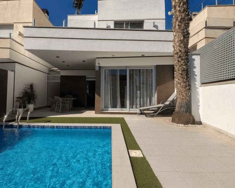 3 soveværelse Semi-Rækkehus til salg i Orihuela Costa med swimmingpool garage - € 389.000 (Ref: 9405794)