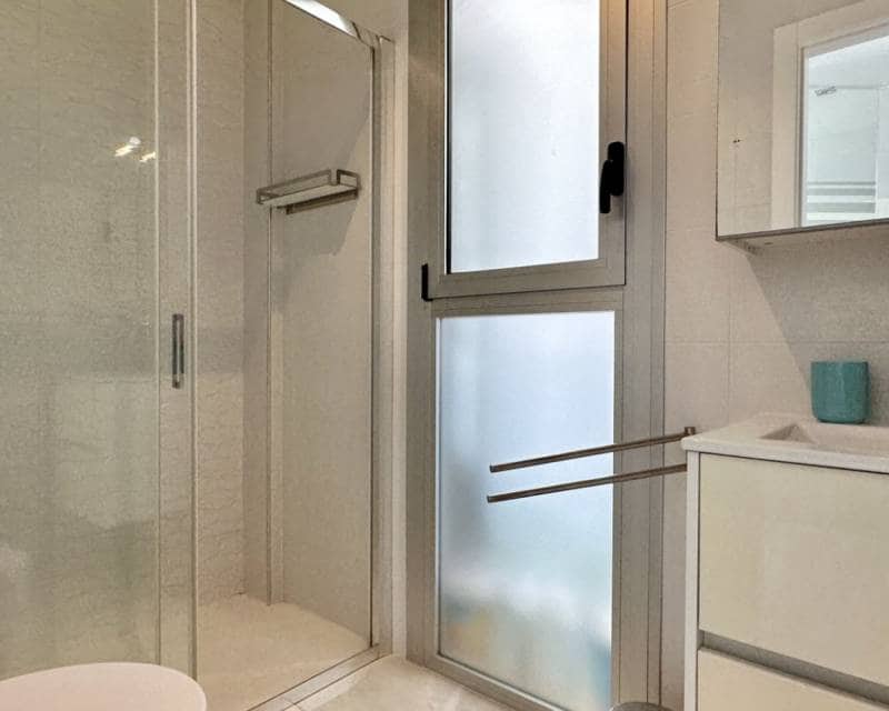 3 soveværelse Semi-Rækkehus til salg i Orihuela Costa med swimmingpool garage - € 389.000 (Ref: 9405794)