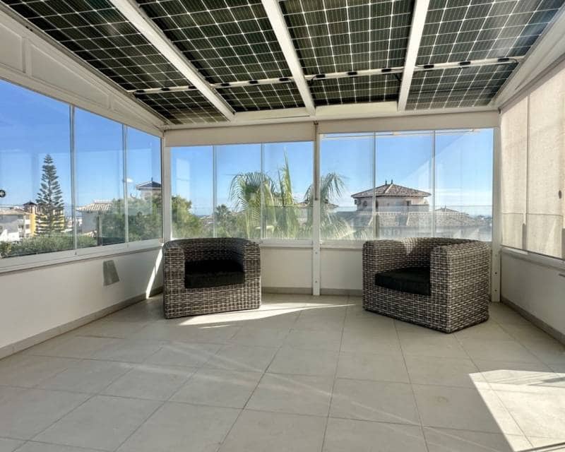 3 soveværelse Semi-Rækkehus til salg i Orihuela Costa med swimmingpool garage - € 389.000 (Ref: 9405794)