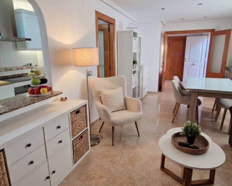 3 soveværelse Rækkehus til salg i La Florida med swimmingpool - € 295.000 (Ref: 9405795)