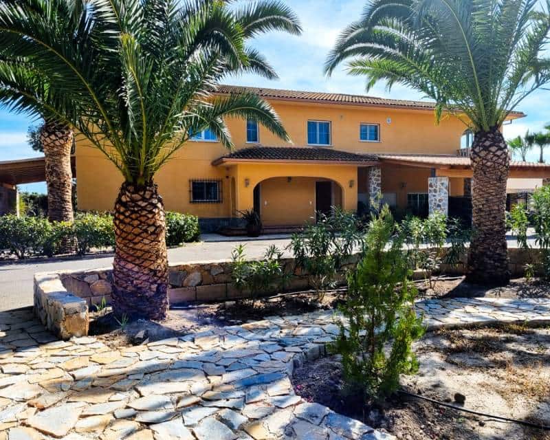 6 camera da letto Villa in vendita in Las Bayas con piscina garage - 825.000 € (Rif: 9412757)