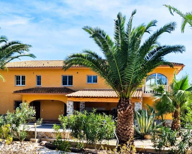 6 camera da letto Villa in vendita in Las Bayas con piscina garage - 825.000 € (Rif: 9412757)