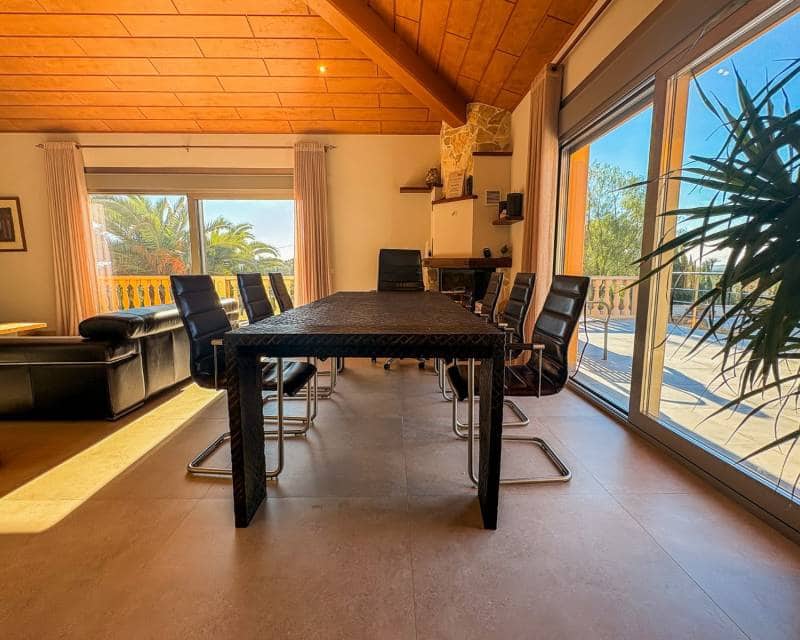 6 camera da letto Villa in vendita in Las Bayas con piscina garage - 825.000 € (Rif: 9412757)