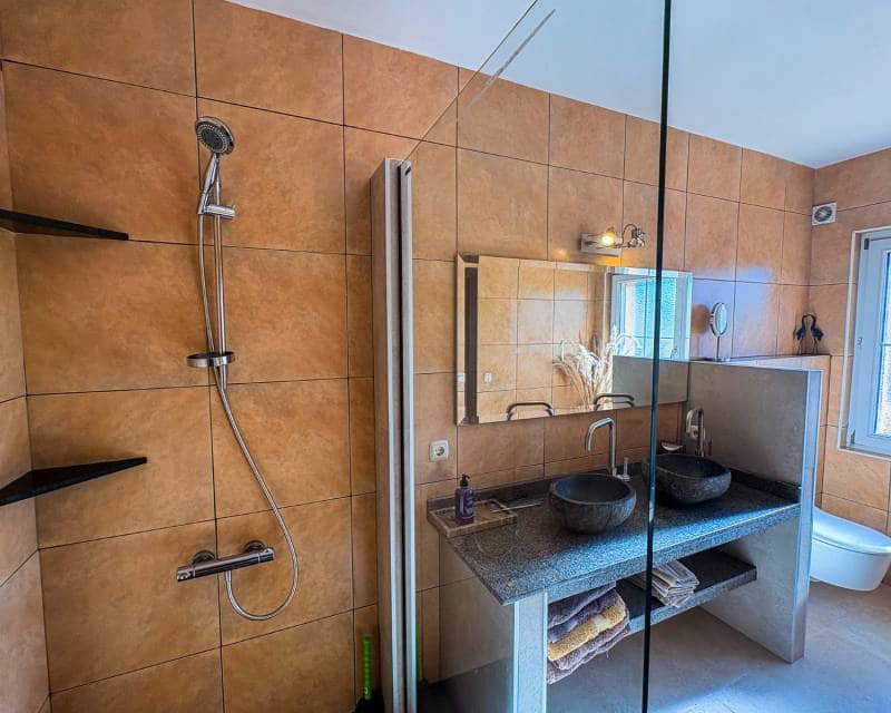 6 camera da letto Villa in vendita in Las Bayas con piscina garage - 825.000 € (Rif: 9412757)