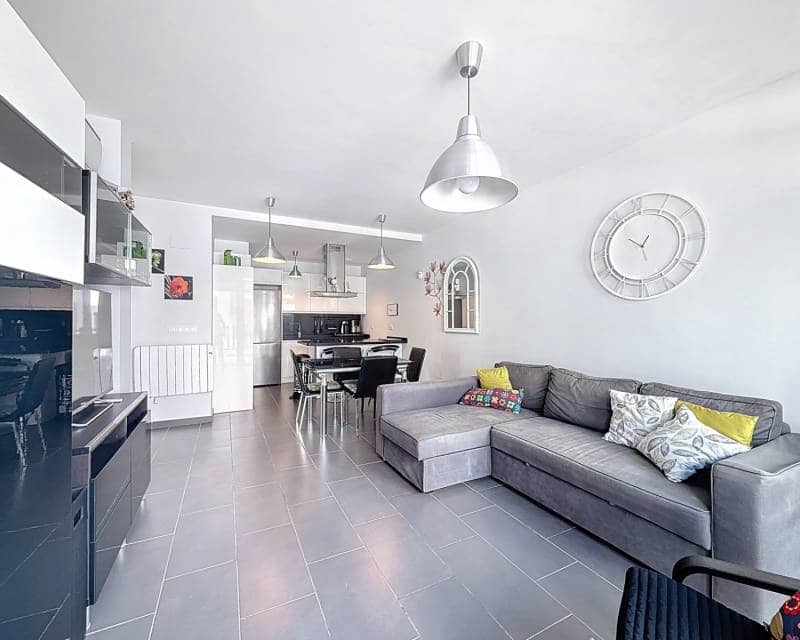 2 Zimmer Doppelhaus zu verkaufen in Villamartin mit Pool Garage - 239.995 € (Ref: 9413230)