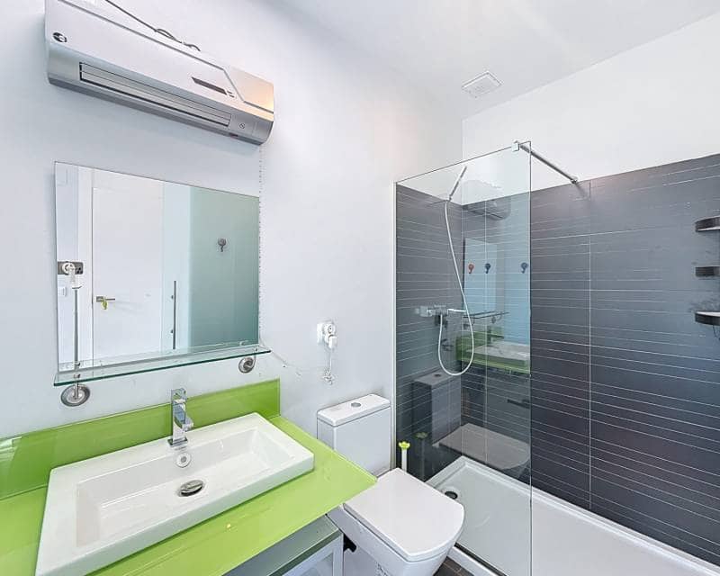 2 Zimmer Doppelhaus zu verkaufen in Villamartin mit Pool Garage - 239.995 € (Ref: 9413230)