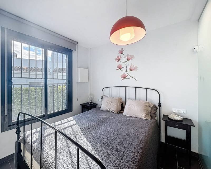 2 Zimmer Doppelhaus zu verkaufen in Villamartin mit Pool Garage - 239.995 € (Ref: 9413230)