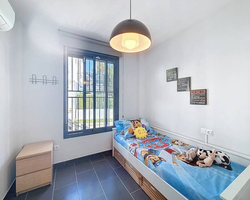 2 Zimmer Doppelhaus zu verkaufen in Villamartin mit Pool Garage - 239.995 € (Ref: 9413230)