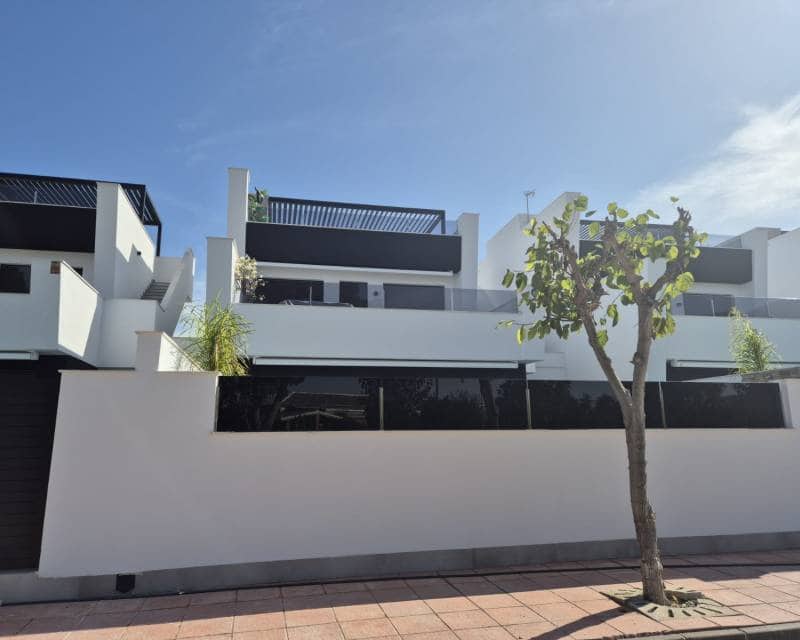 3 makuuhuone Huoneisto myytävänä paikassa Santiago de la Ribera mukana uima-altaan 
autotalli - 699 900 € (Ref: 9414557)