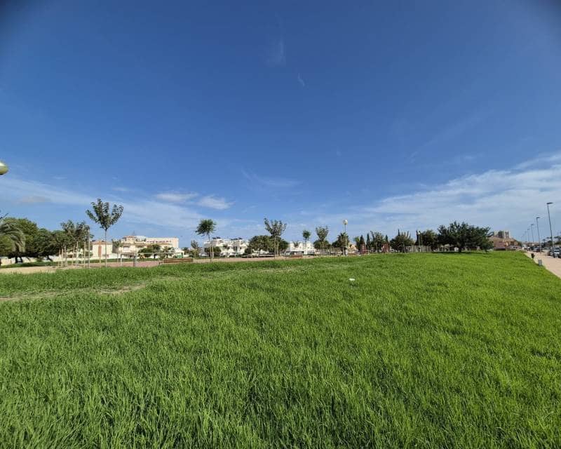 3 makuuhuone Huoneisto myytävänä paikassa Santiago de la Ribera mukana uima-altaan 
autotalli - 699 900 € (Ref: 9414557)