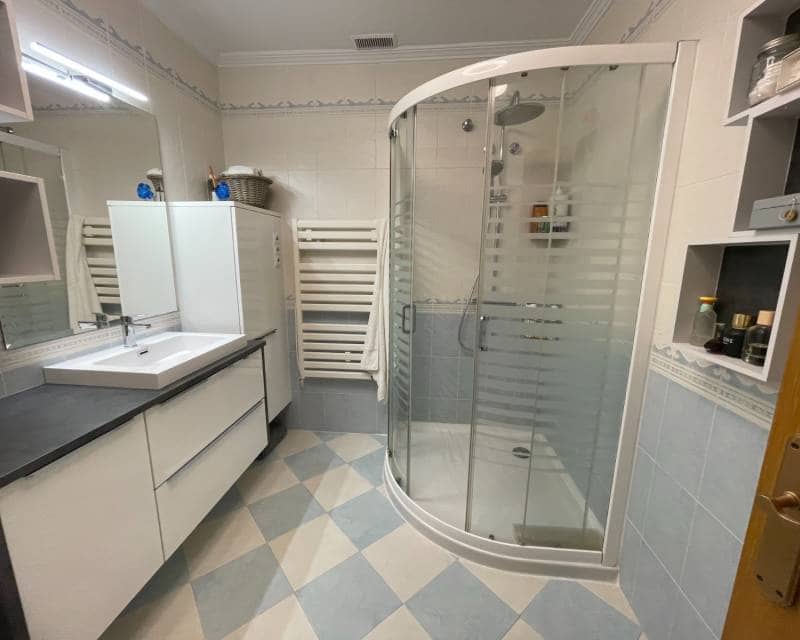 3 slaapkamer Rijtjeshuis te koop in Torre de la Horadada met zwembad - € 399.000 (Ref: 9414845)