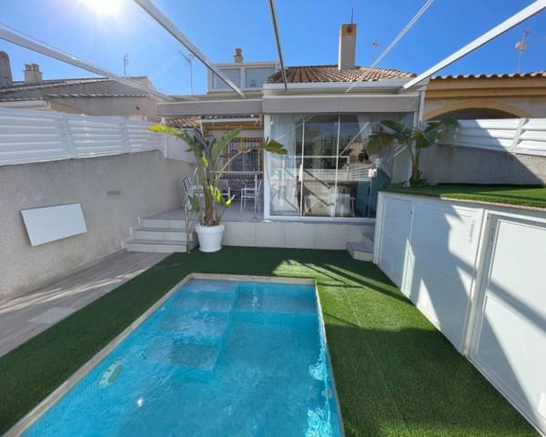 3 slaapkamer Rijtjeshuis te koop in Torre de la Horadada, Pilar de la Horadada met zwembad - € 399.000 (Ref: 9414845)