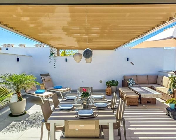 3 bedroom Townhouse for sale in San Pedro del Pinatar ciudad, San Pedro del Pinatar with pool garage - € 355,000 (Ref: 9415069)