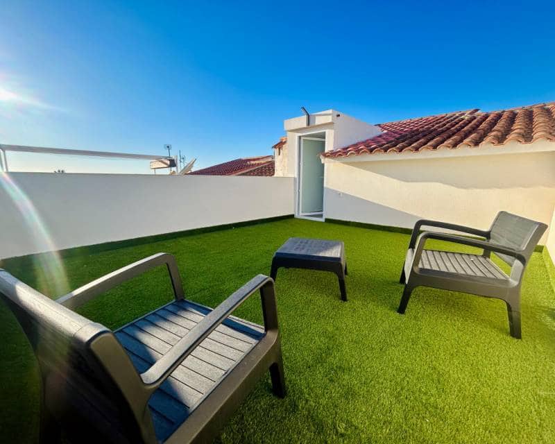 2 chambre Villa/Maison Mitoyenne à vendre à Torrevieja - 149 900 € (Ref: 9417866)