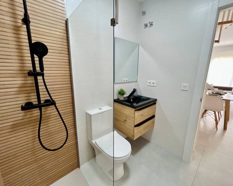 2 chambre Villa/Maison Mitoyenne à vendre à Torrevieja - 149 900 € (Ref: 9417866)