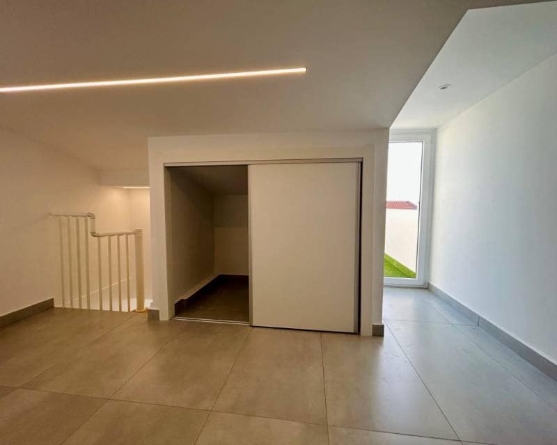 2 chambre Villa/Maison Mitoyenne à vendre à Torrevieja - 149 900 € (Ref: 9417866)