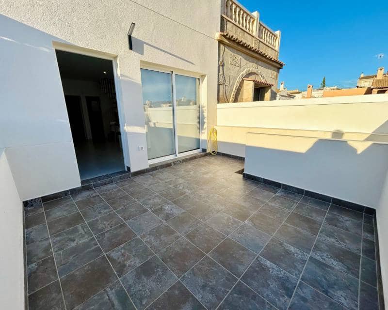 2 chambre Villa/Maison Mitoyenne à vendre à Torrevieja - 149 900 € (Ref: 9417866)