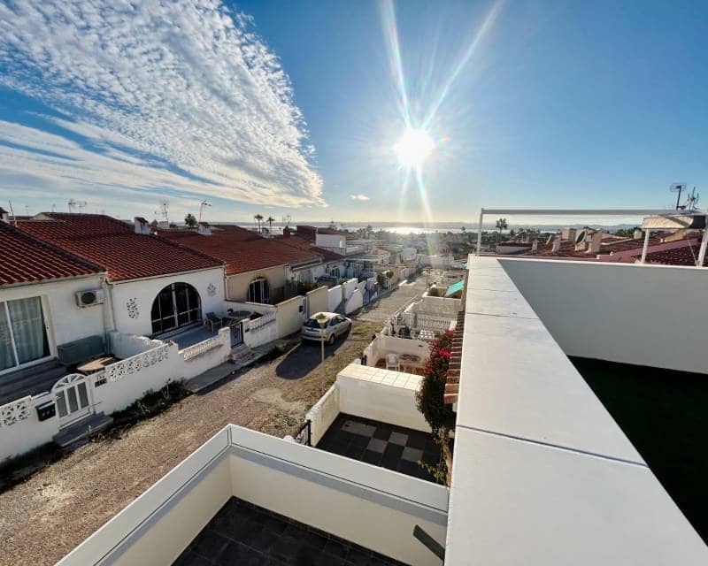 2 chambre Villa/Maison Mitoyenne à vendre à Torrevieja - 149 900 € (Ref: 9417866)