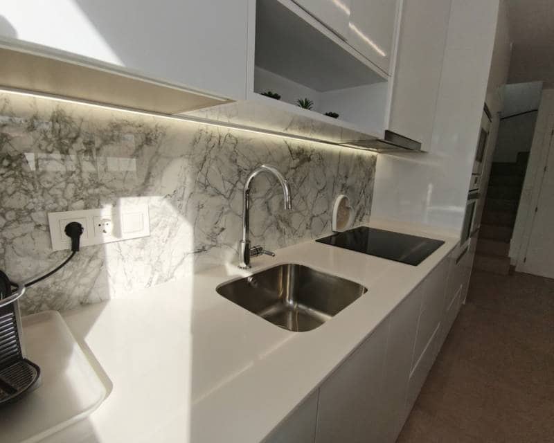 3 slaapkamer Halfvrijstaande villa te koop in San Pedro del Pinatar met zwembad garage - € 412.000 (Ref: 9426272)