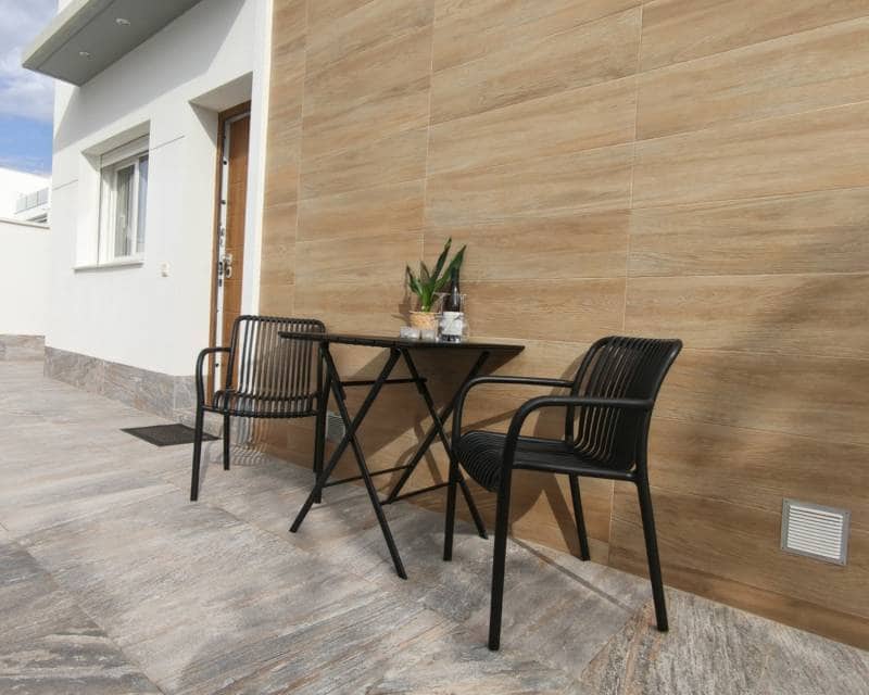 3 slaapkamer Halfvrijstaande villa te koop in San Pedro del Pinatar met zwembad garage - € 412.000 (Ref: 9426272)