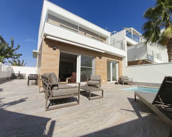 3 bedroom Semi-detached Villa for sale in San Pedro del Pinatar ciudad, San Pedro del Pinatar with pool garage - € 412,000 (Ref: 9426272)