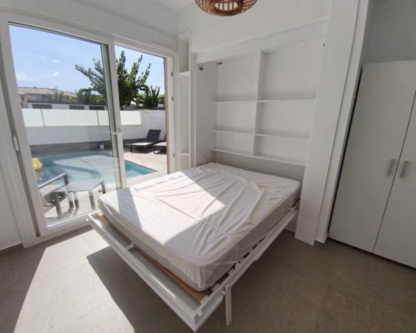 3 bedroom Semi-detached Villa for sale in San Pedro del Pinatar ciudad, San Pedro del Pinatar with pool garage - € 412,000 (Ref: 9426272)