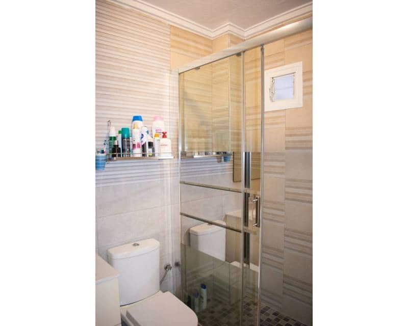 Apartamento de 1 habitación en Torrevieja en venta con piscina - 129.000 € (Ref: 9426273)