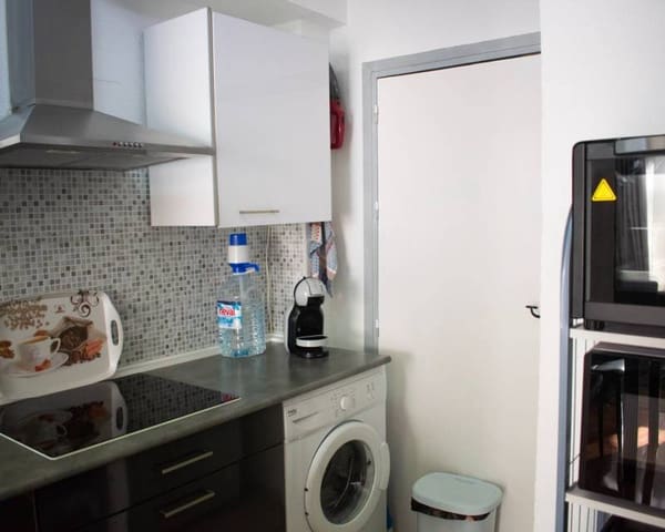 1 bedroom Apartment for sale in Nueva Torrevieja, Torrevieja with pool - € 129,000 (Ref: 9426273)