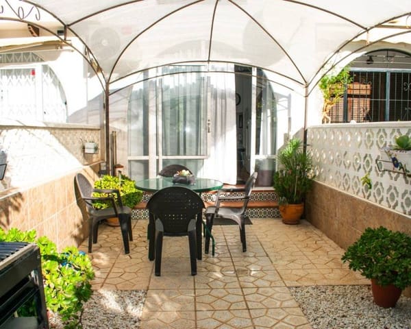 1 bedroom Apartment for sale in Nueva Torrevieja, Torrevieja with pool - € 129,000 (Ref: 9426273)