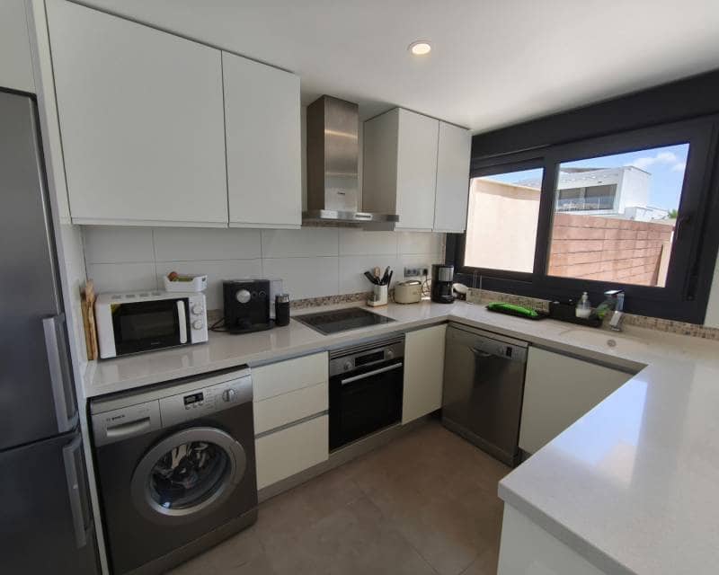 3 soverom Rekkehus til salgs i Vistabella med svømmebasseng garasje - € 349 500 (Ref: 9426437)