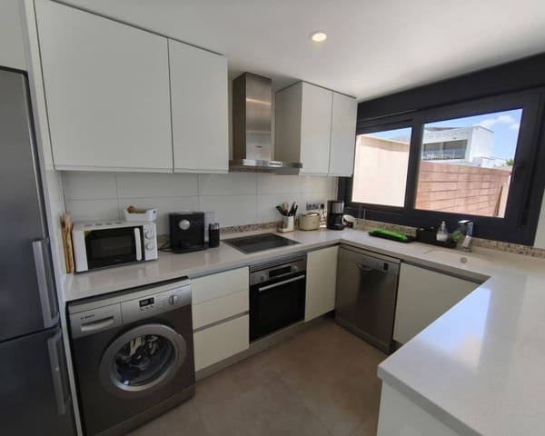 3 soverom Rekkehus til salgs i Vistabella, Orihuela med svømmebasseng garasje - € 349 500 (Ref: 9426437)